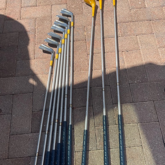 Wilson Golf Set 10 Pc Patty Berg Edition In Right Handed - Picture 1 of 15